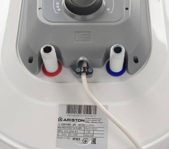фото Накопительный электрический водонагреватель Ariston PRO1 R V PL